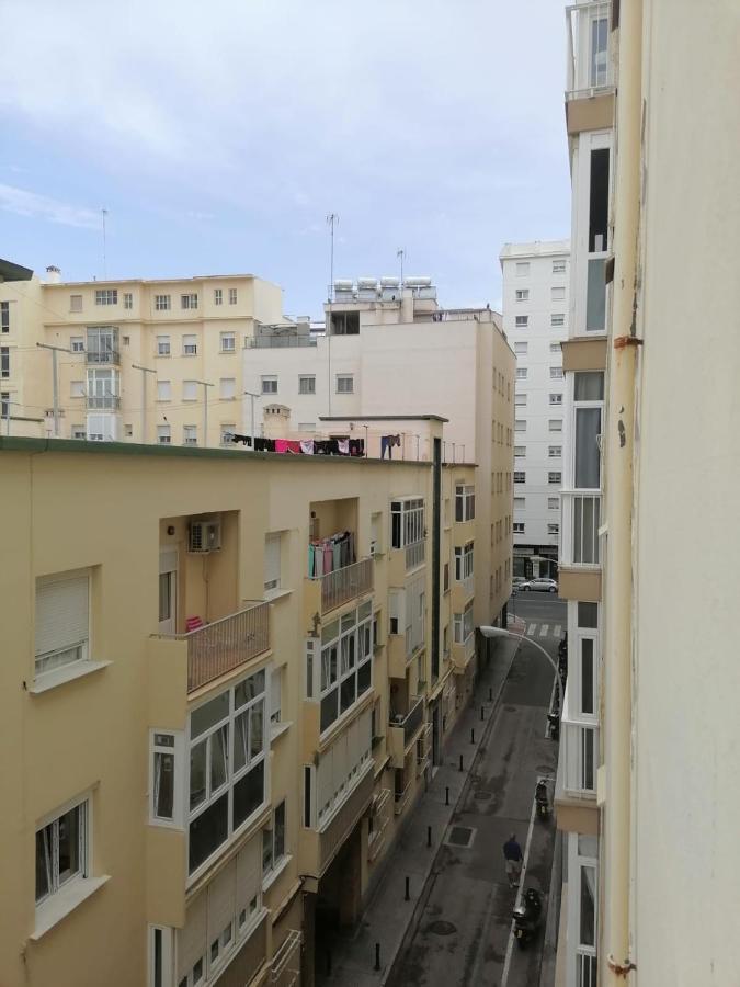 Keka En Playa La Victoria Con Ascensor Grupo Ac Gestion Lejlighed Cádiz Eksteriør billede